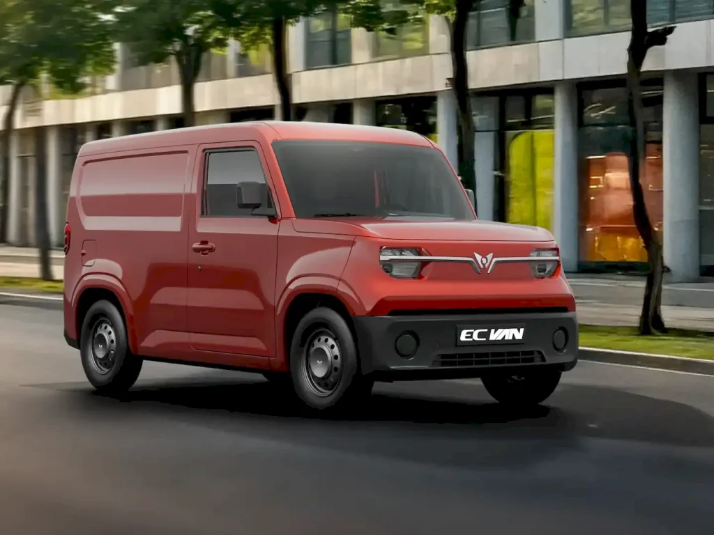 VinFast EC Van Đuôi xe vuông vắn tiện dụng